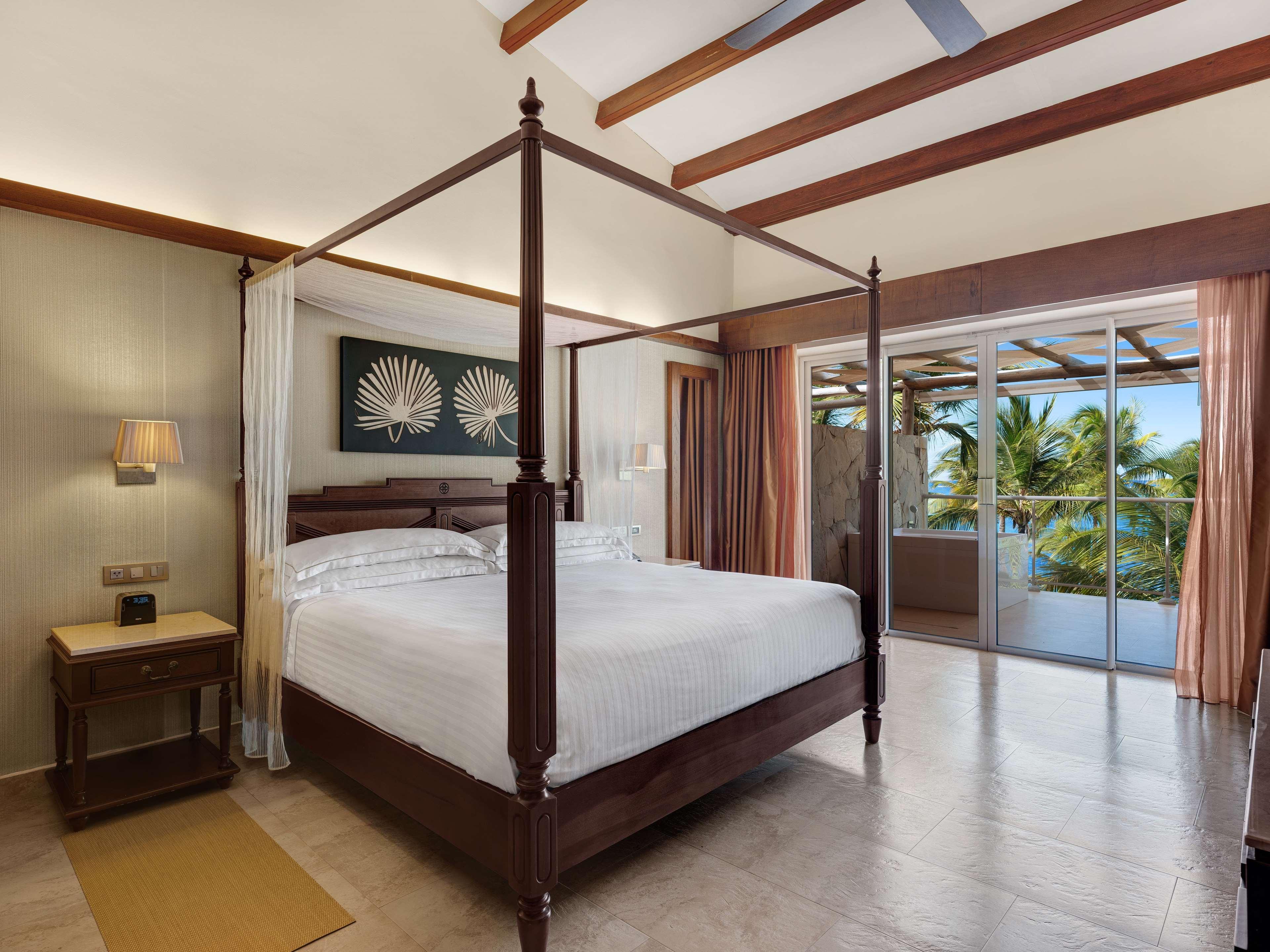 Barcelo Bavaro Palace All Inclusive (Adults Only) Exterior foto A bedroom at the hotel