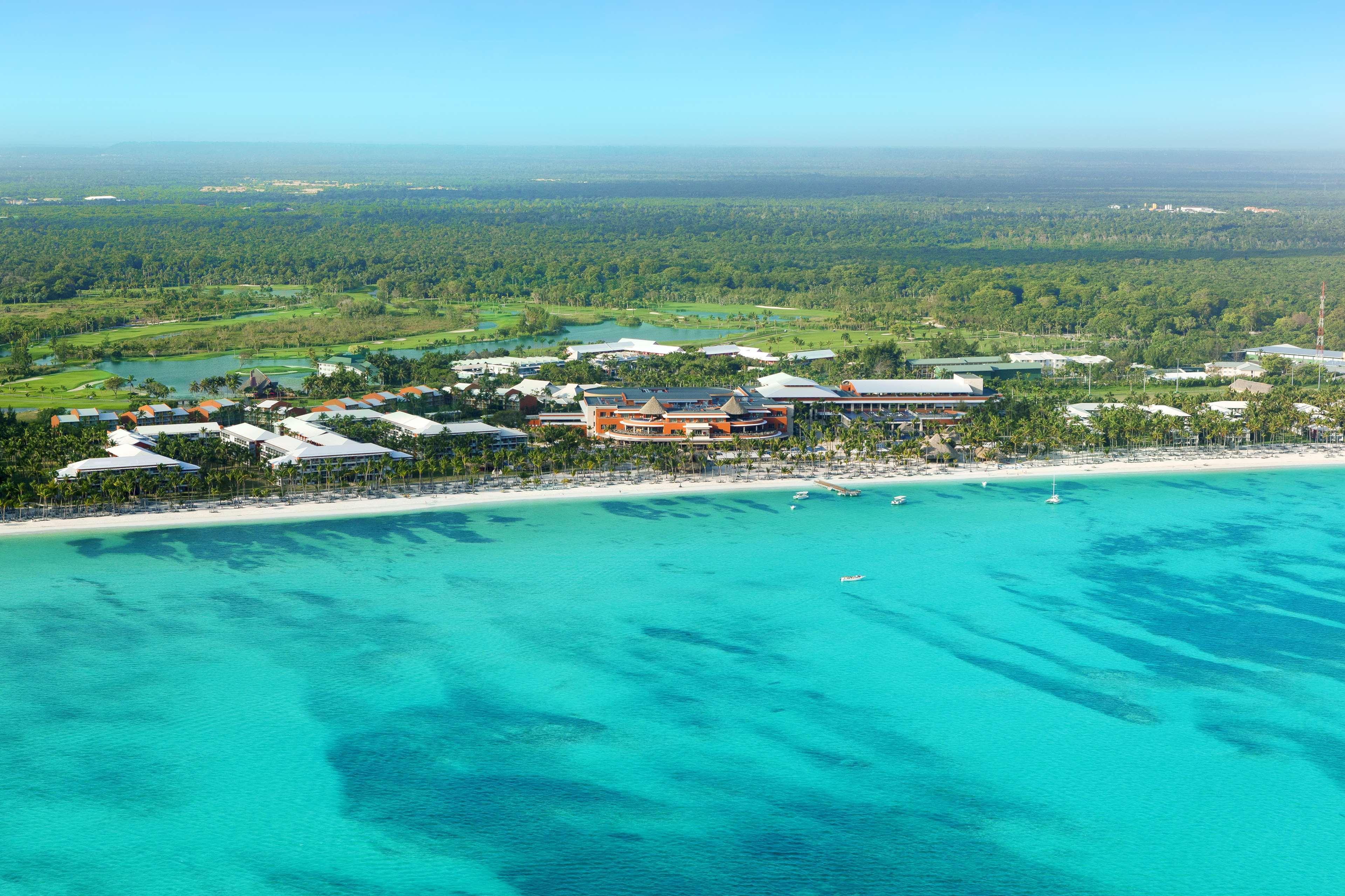 Barcelo Bavaro Palace All Inclusive (Adults Only) Exterior foto Aerial view of the resort